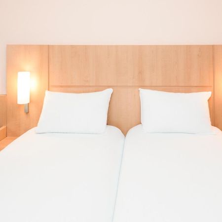 Ibis Esch Belval Hotell Exteriör bild